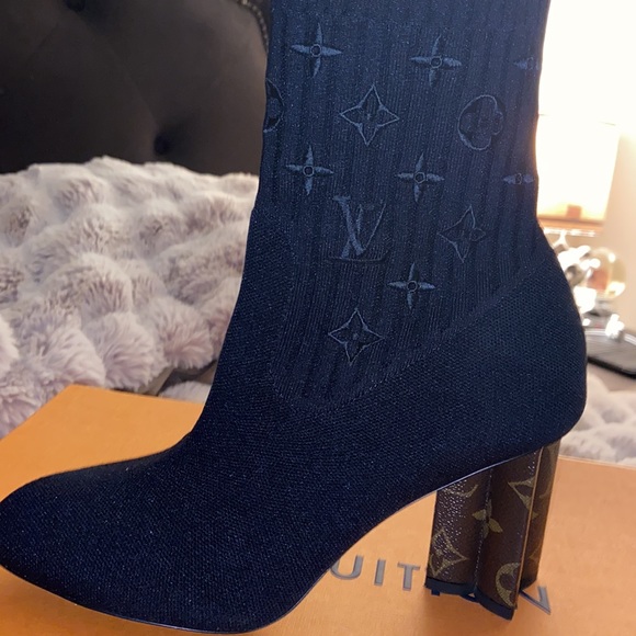 Louis Vuitton silhouette bootie - Picture 3 of 3
